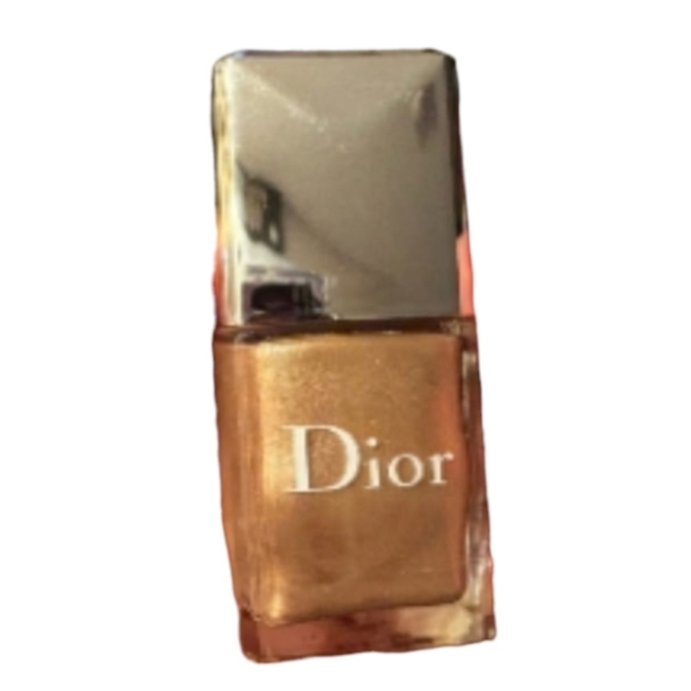 Dior Vernis Limited Edition Nail Polish in Le Cap 426 New
